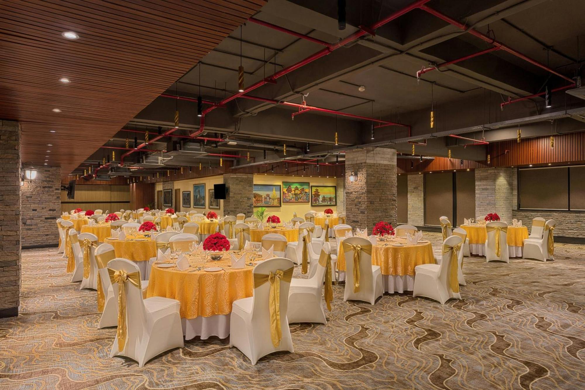 Aloft Kathmandu Thamel Hotel Екстериор снимка