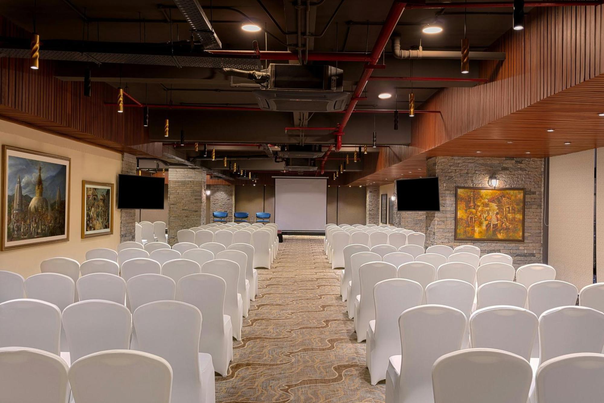 Aloft Kathmandu Thamel Hotel Екстериор снимка