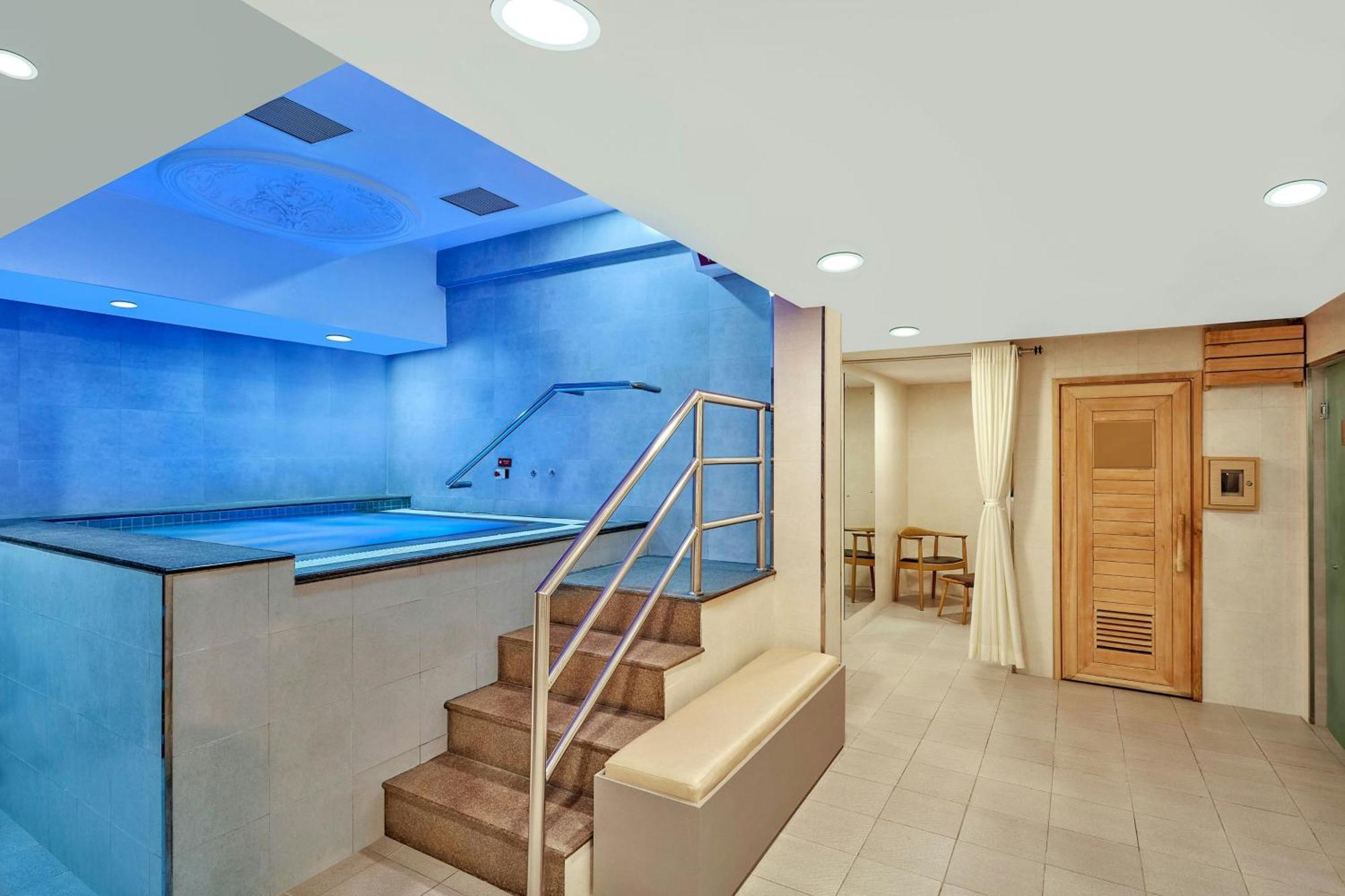 Aloft Kathmandu Thamel Hotel Екстериор снимка